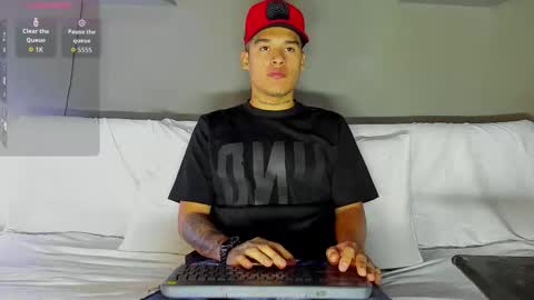 AROON HOT online show from 02.21.26