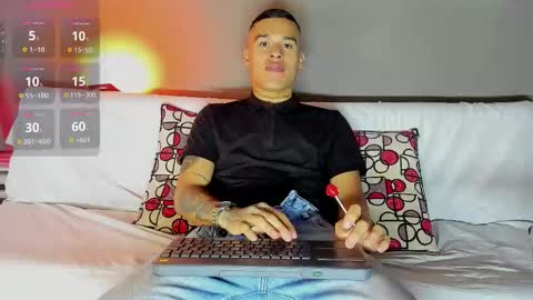 AROON HOT online show from 03.01.26