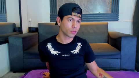 Aroon   online show from 12.21.25