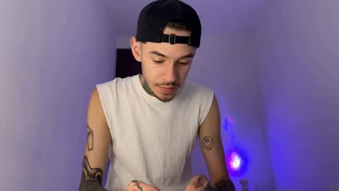   online show from 09.11.25