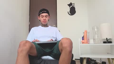   online show from 11.18.25