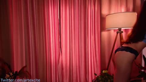 Lina online show from 12.18.24