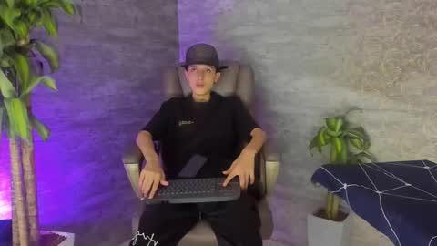 arthurcox_ online show from 10.07.25