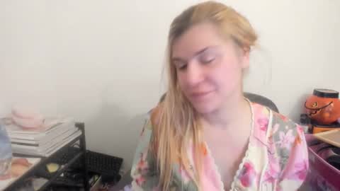 MIA online show from 04.04.26