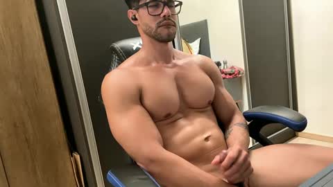 Arthur Villasboas online show from 12.17.24