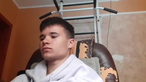 Snapshot of arvyn_ chatting on 04.14.26 Denis online show from 04.14.26