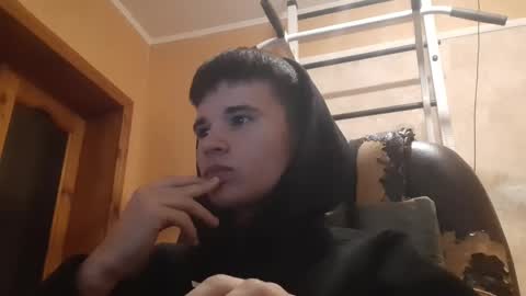 Snapshot of arvyn_ chatting on 04.19.26 Denis online show from 04.19.26