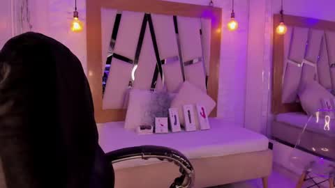 Ary Cooper online show from 03.06.25