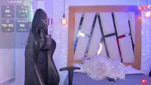 Ary Cooper online show from 10.24.25