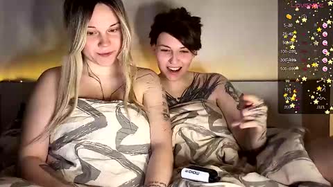 Snapshot of arya_stark7 chatting on 12.10.24 Arya brunett and Cassie blond online show from 12.10.24