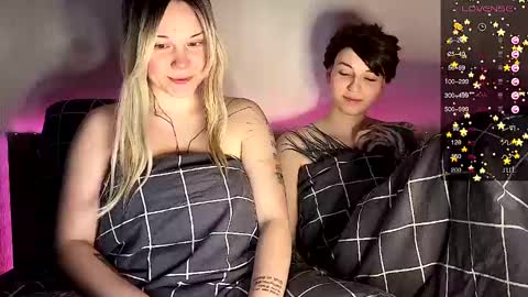 Snapshot of arya_stark7 chatting on 12.16.24 Arya brunett and Cassie blond online show from 12.16.24