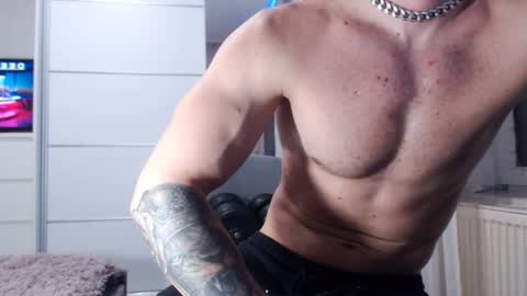 Snapshot of aryanaian1 chatting on 01.31.25 AryanAian1 online show from 01.31.25