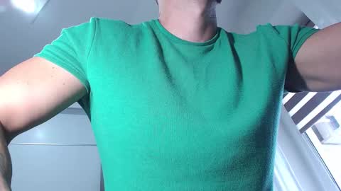 AryanAian1 online show from 11.19.25