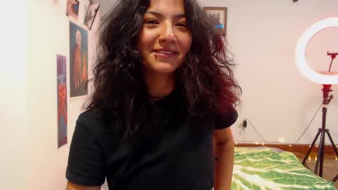 Saray online show from 04.10.26