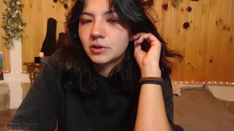 Snapshot of asaray_t chatting on 06.06.26 Saray online show from 06.06.26
