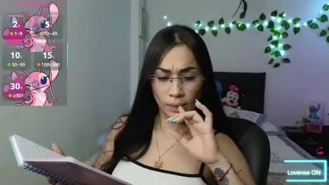 Snapshot of asenaesmee chatting on 04.27.26 Asena online show from 04.27.26