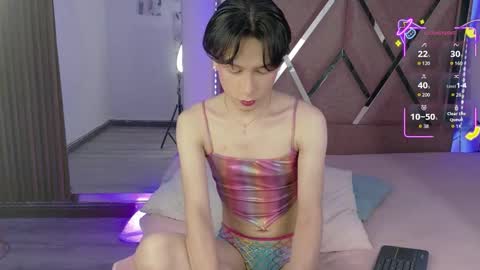 Ash Femboy online show from 09.14.25