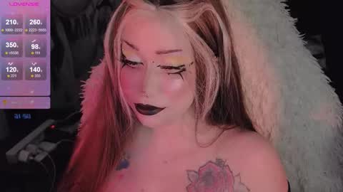 Snapshot of asha_nekooo chatting on 10.19.25 Sasha next stream December 4st at 0000- 0030 am German time online show from 10.19.25