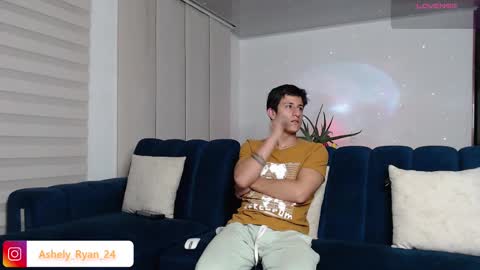 Ashley And Ryan  online show from 02.11.25