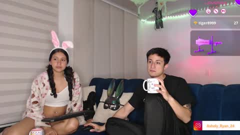 Ashley And Ryan  online show from 10.08.25