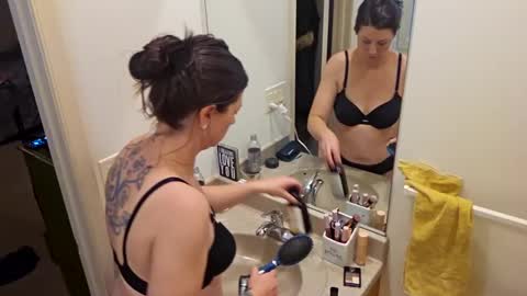 Ashelynn Grey online show from 01.01.25