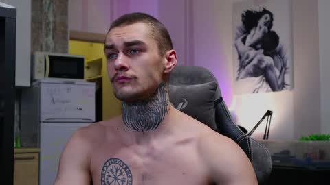 Jerk Machine online show from 12.01.24