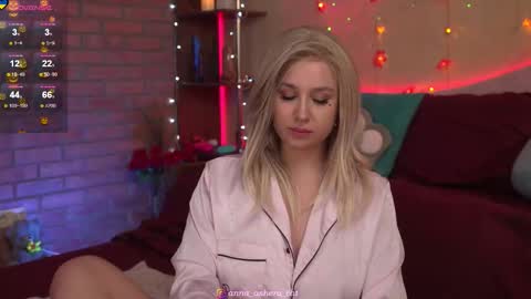 Anna Anya online show from 11.16.25