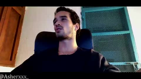 Snapshot of asherxxx_ chatting on 05.19.26 CARIBBEAN DREAM online show from 05.19.26
