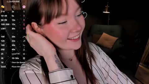 Snapshot of ashhasmy chatting on 01.19.26 Ash online show from 01.19.26