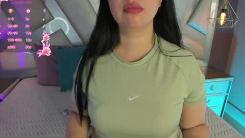 Snapshot of ashleey_bell_ chatting on 05.06.26 Ashley online show from 05.06.26