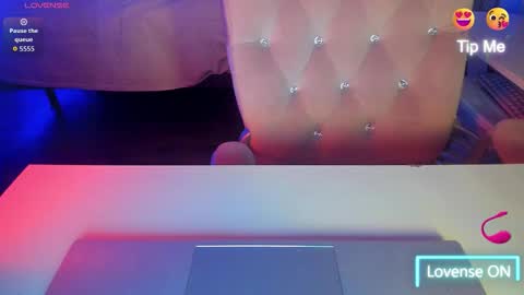 Ashley online show from 01.12.26