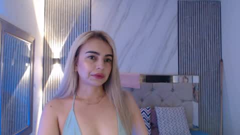 ashley__tylor online show from 04.18.26