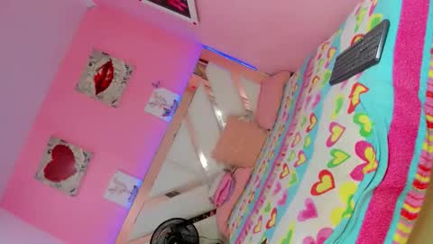 ashley_alexa online show from 12.19.25