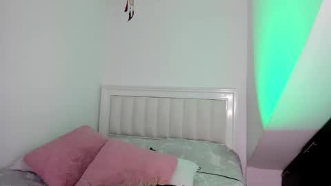 ashley_blair online show from 12.19.25