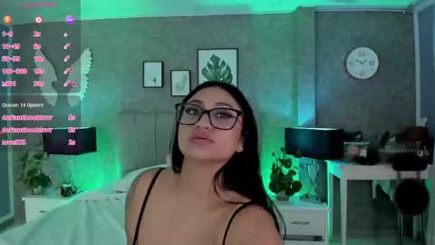 Ashleyy online show from 03.04.25