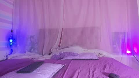 Snapshot of ashley_fresita chatting on 01.14.25 ASHLEY online show from 01.14.25