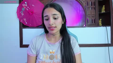 Snapshot of ashley_fresita chatting on 03.04.25 ASHLEY online show from 03.04.25