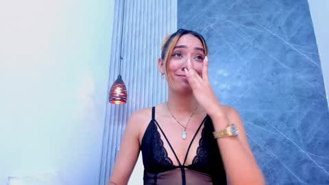 Snapshot of ashley_miller26 chatting on 02.02.25 ashley_miller26 online show from 02.02.25