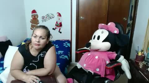 ashley pink11 online show from 11.25.25