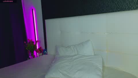 AshleyEtthen online show from 04.18.26