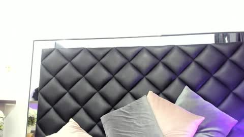 Snapshot of ashleyhiil2 chatting on 01.22.25 AshleyHill online show from 01.22.25