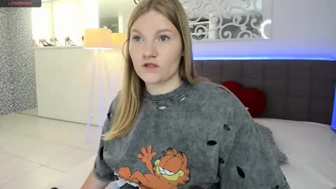 AshleyJonse online show from 09.22.25