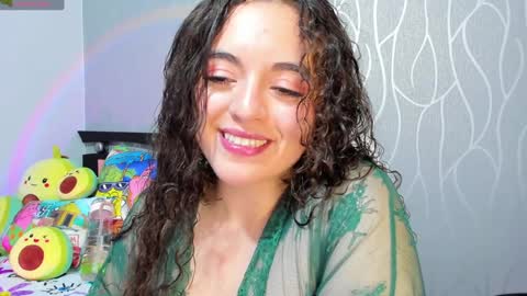 .. Ashley .. online show from 01.19.25