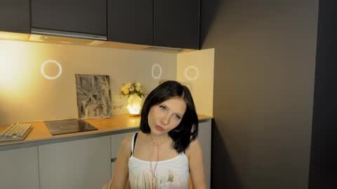 Snapshot of ashleyrossmith chatting on 11.03.25 Ashley online show from 11.03.25