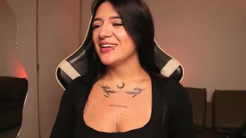 Ashley Lauren online show from 03.03.26