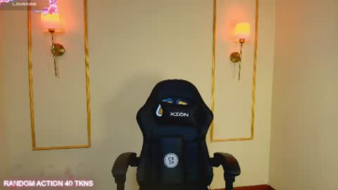 Snapshot of ashleyy__fox chatting on 07.23.26 Hi Im Ashley Dont forget to follow me to have me close to you online show from 07.23.26