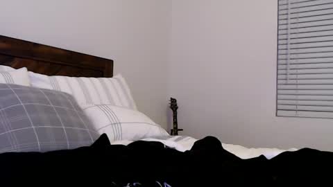 Ashley Love online show from 02.19.25