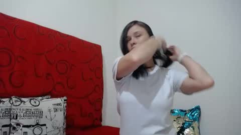 Snapshot of ashly_93 chatting on 12.29.24 engel online show from 12.29.24