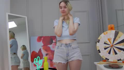 Snapshot of ashly_cherry chatting on 10.06.25 ashly_cherry online show from 10.06.25