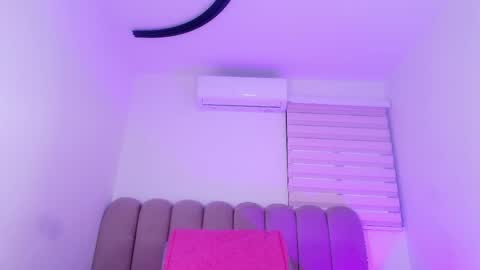 Ashly online show from 04.17.26